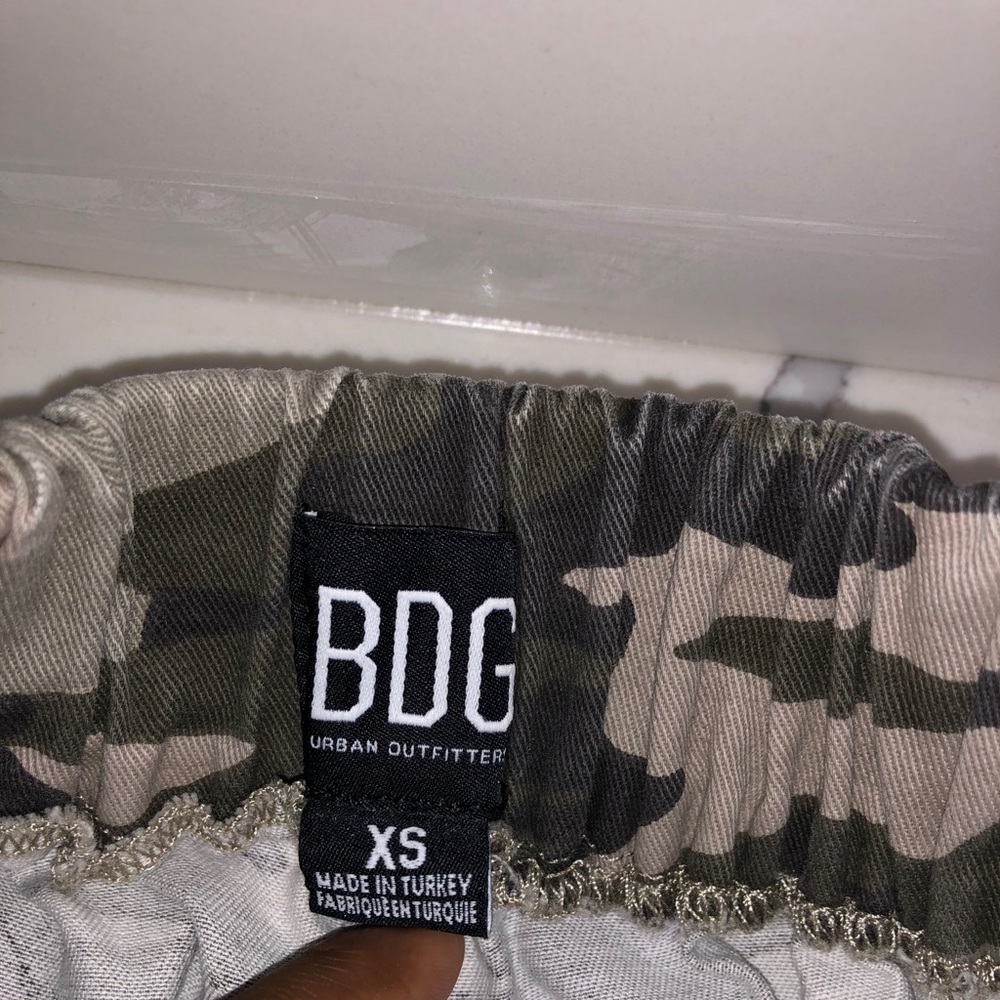 Camo BDG Jogger Jeans - Picture 4 of 4